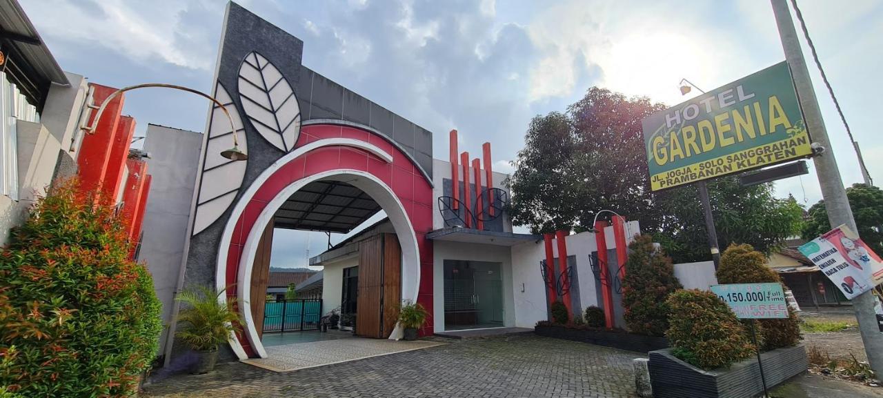 Oyo 90831 Hotel Gardenia Prambanan Solo Kültér fotó