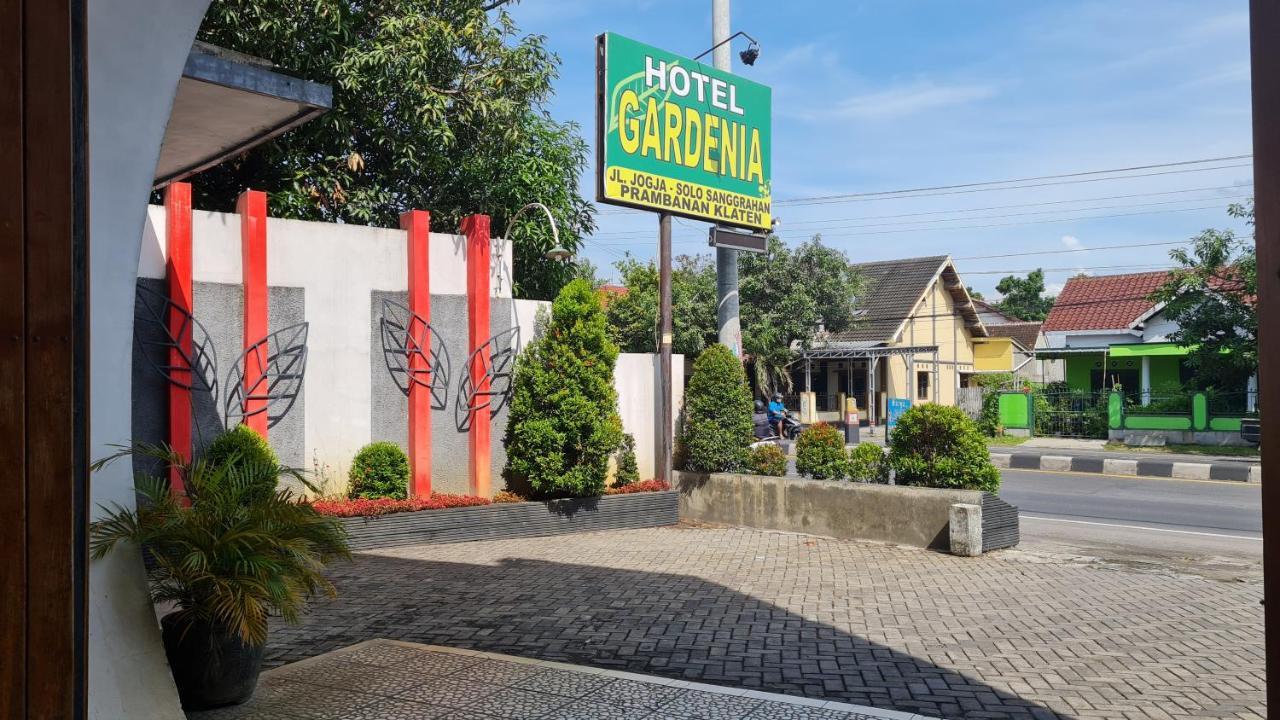 Oyo 90831 Hotel Gardenia Prambanan Solo Kültér fotó